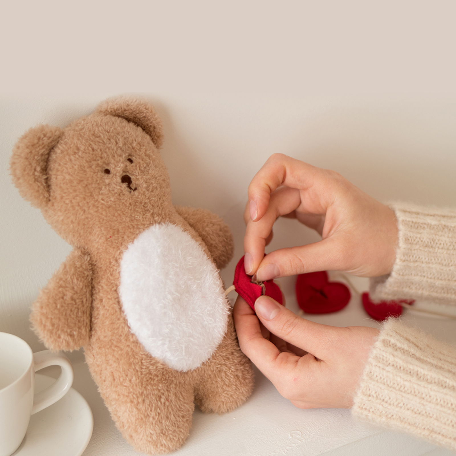 韓國 likalika 愛心小熊藏食貓狗玩具