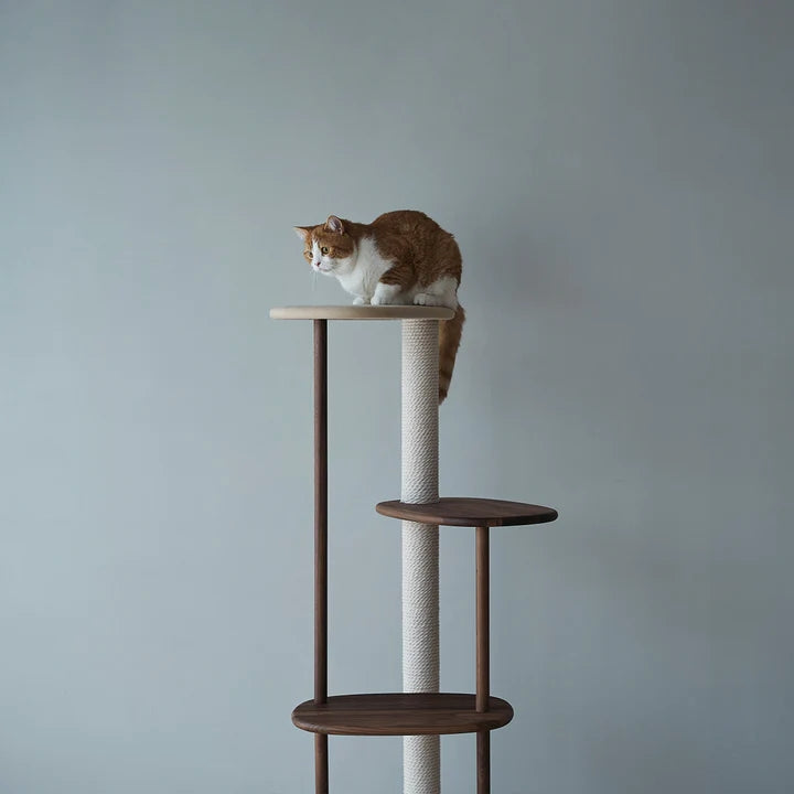 日本 KARIMOKU Cat Tree 貓跳台爬架｜實木｜米色＆胡桃原木色 - LOVE PET FAMILY